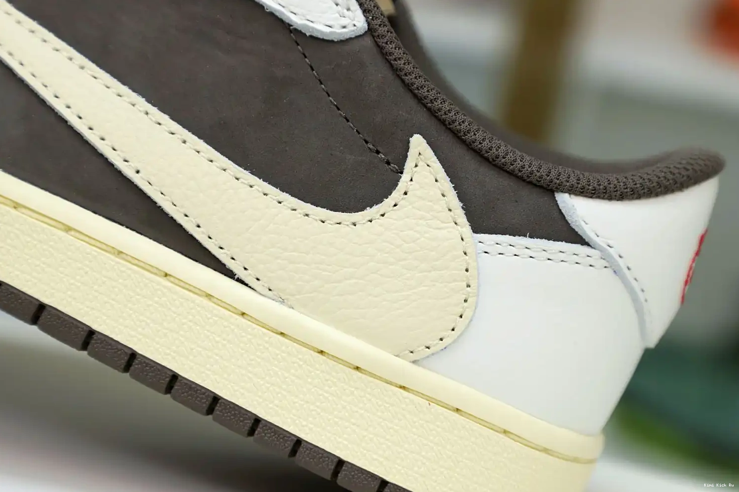X TRAVIS 1 AIR LOW MOCHA SCOTT Kimikick JORDAN OG REVERSE 0822